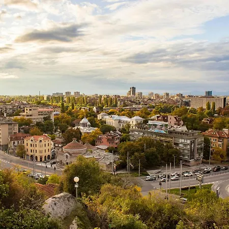 Chic 1br With Balcony In Пловдив