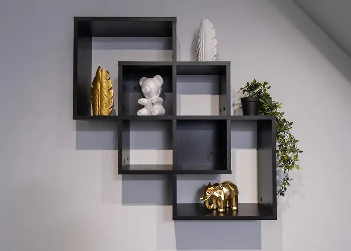 Chic 1br With Balcony In *