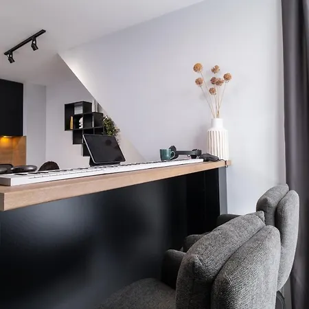 Apartment Chic 1br With Balcony In Plovdiv