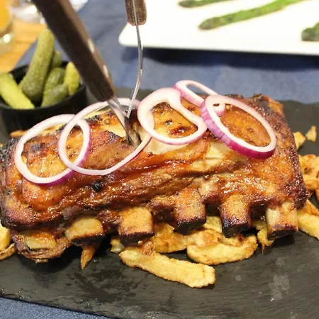 Chic 1br With Balcony In *