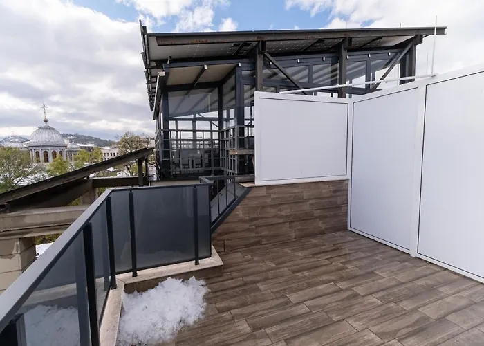 Apartamento Chic 1br With Balcony In