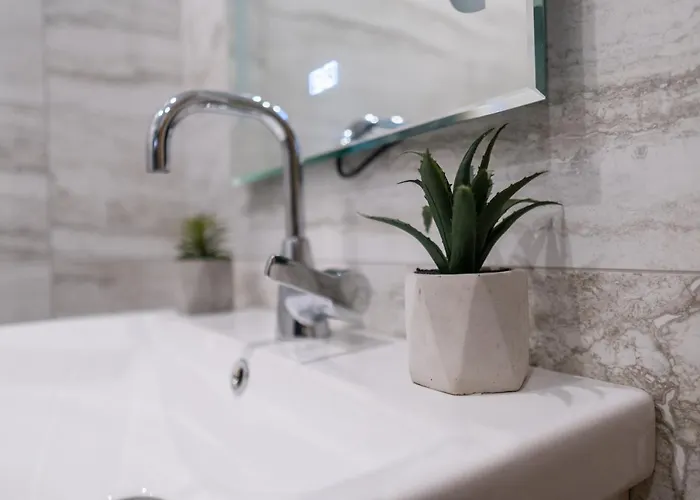 Chic 1br With Balcony In 公寓 普罗夫迪夫