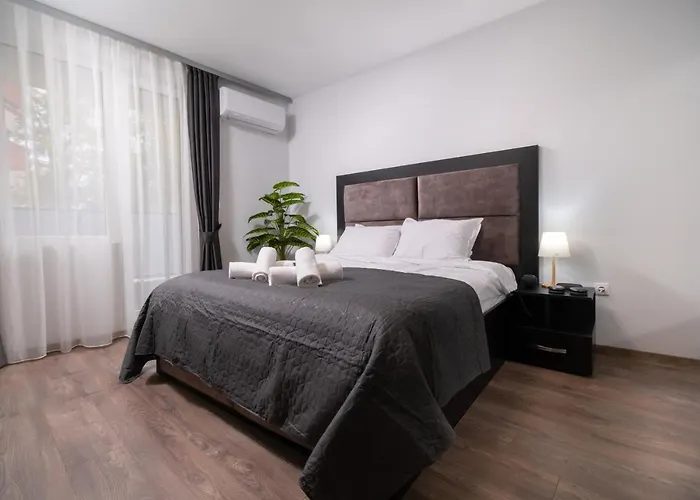 Chic 1br With Balcony In 公寓