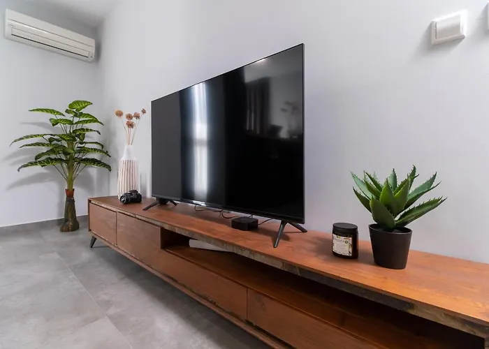 Chic 1br With Balcony In Plovdiv