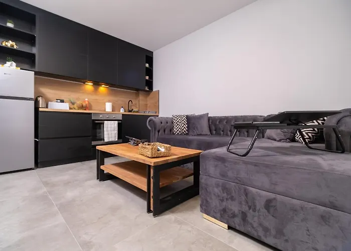 Chic 1br With Balcony In 公寓